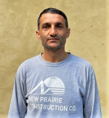 Doug Enayatullah Azizi, solar install team